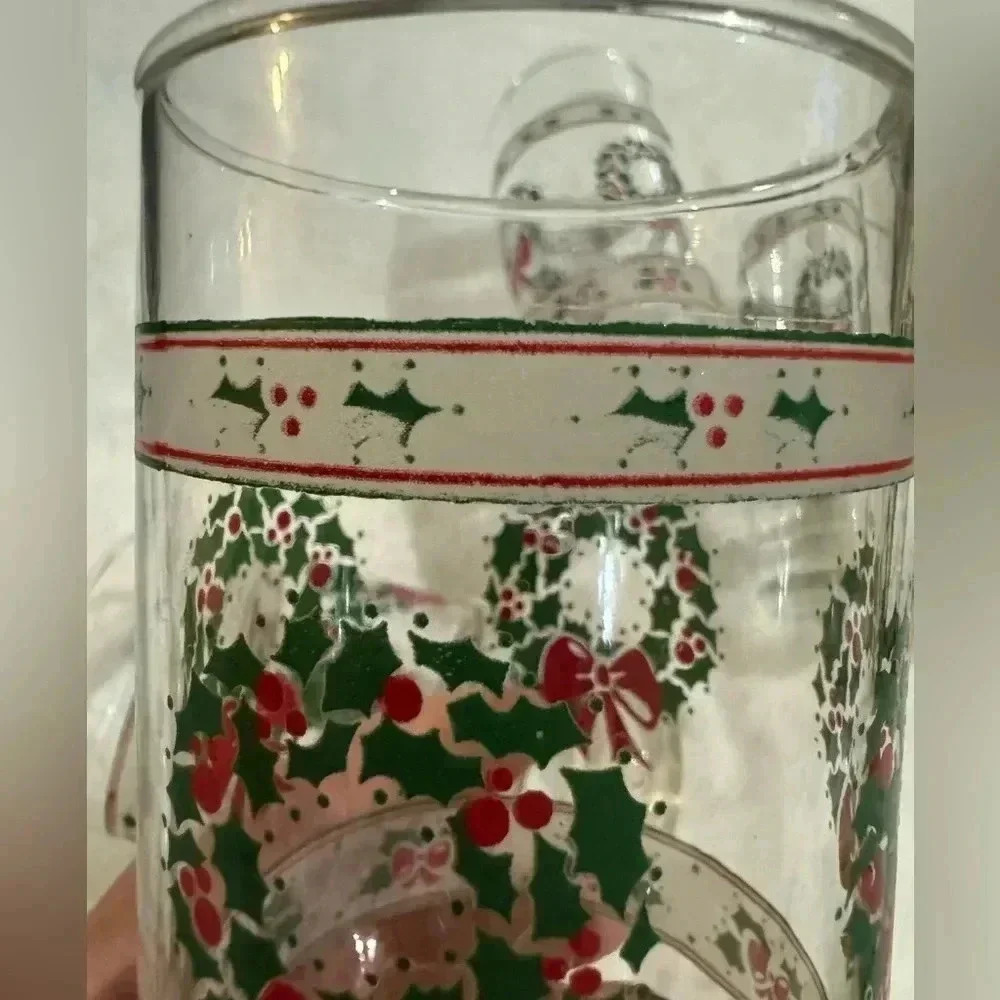Vintage Indiana Glass Wreath Christmas Glasses - Picture 9 of 10